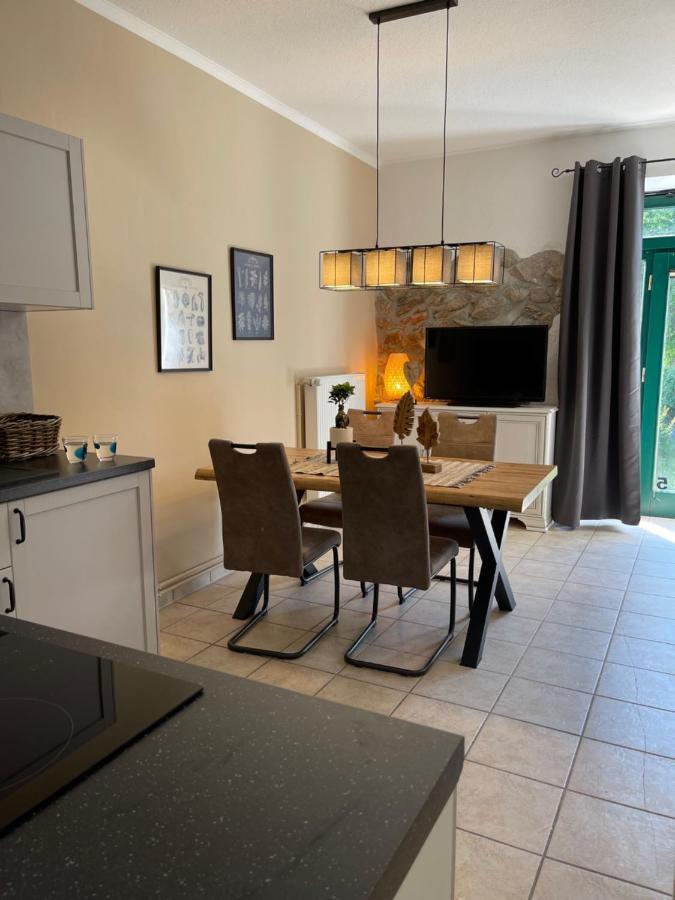 Naturnahes, Neu Moebl.Apartment, Hundefreundlich Neu Gaarz Esterno foto